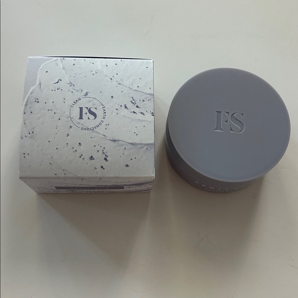 Fenty Skin Cookies N Clean Detox Face Mask - Picture 2 of 7